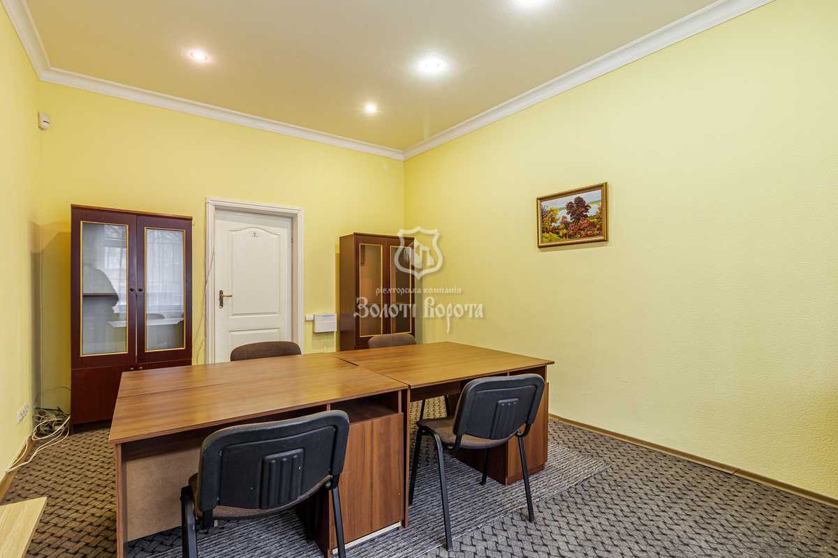 Продаж 3-кімнатної квартири 71.8 м², Інститутська вул., 22/7