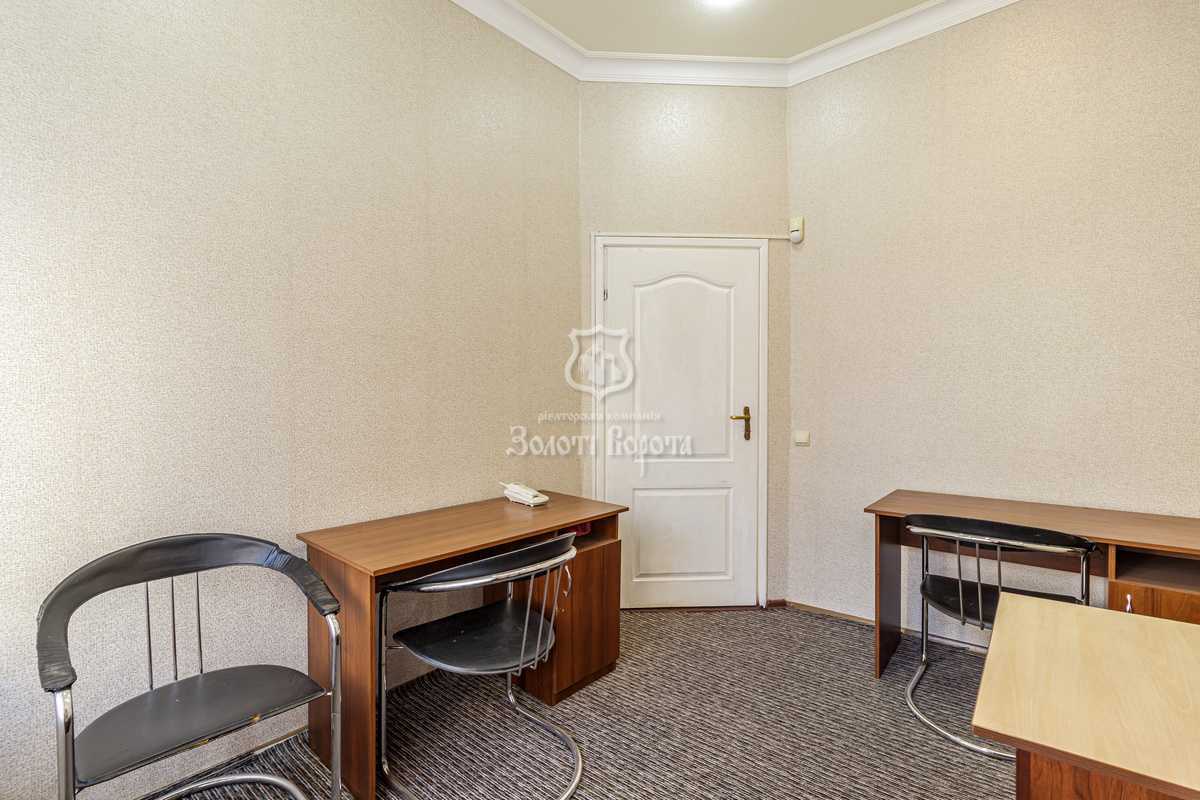 Продаж 3-кімнатної квартири 71.8 м², Інститутська вул., 22/7