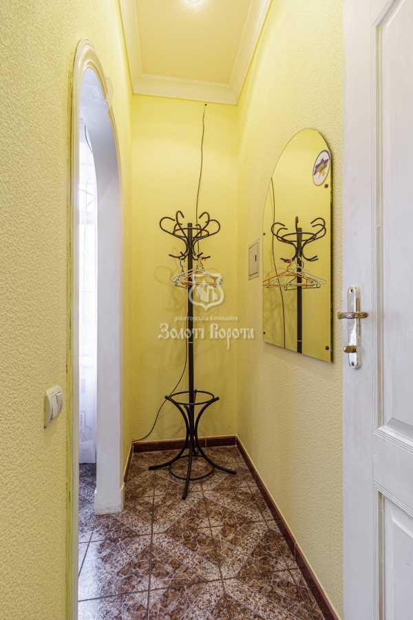 Продаж 3-кімнатної квартири 71.8 м², Інститутська вул., 22/7