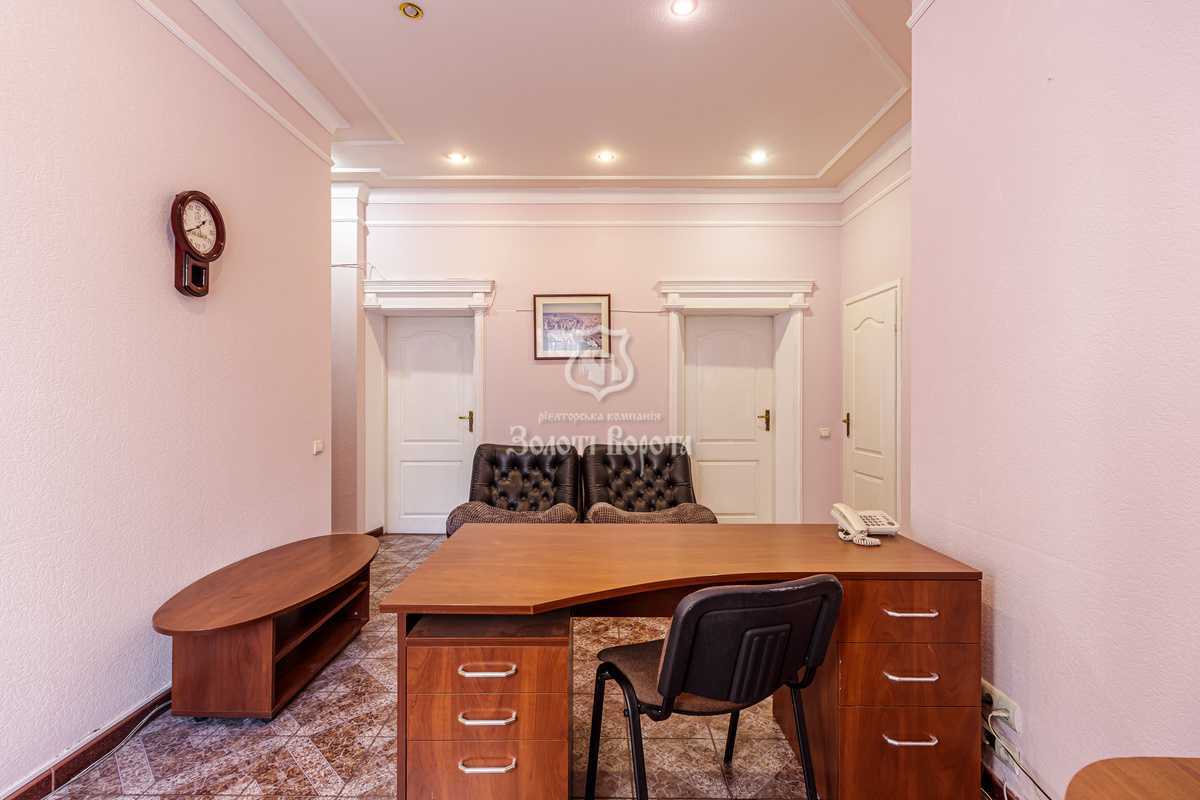 Продаж 3-кімнатної квартири 71.8 м², Інститутська вул., 22/7