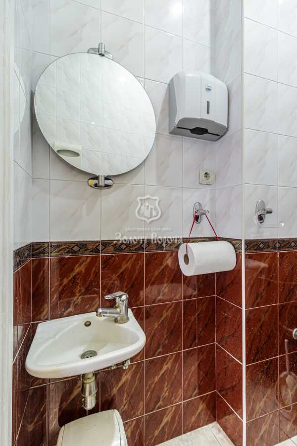 Продаж 3-кімнатної квартири 71.8 м², Інститутська вул., 22/7