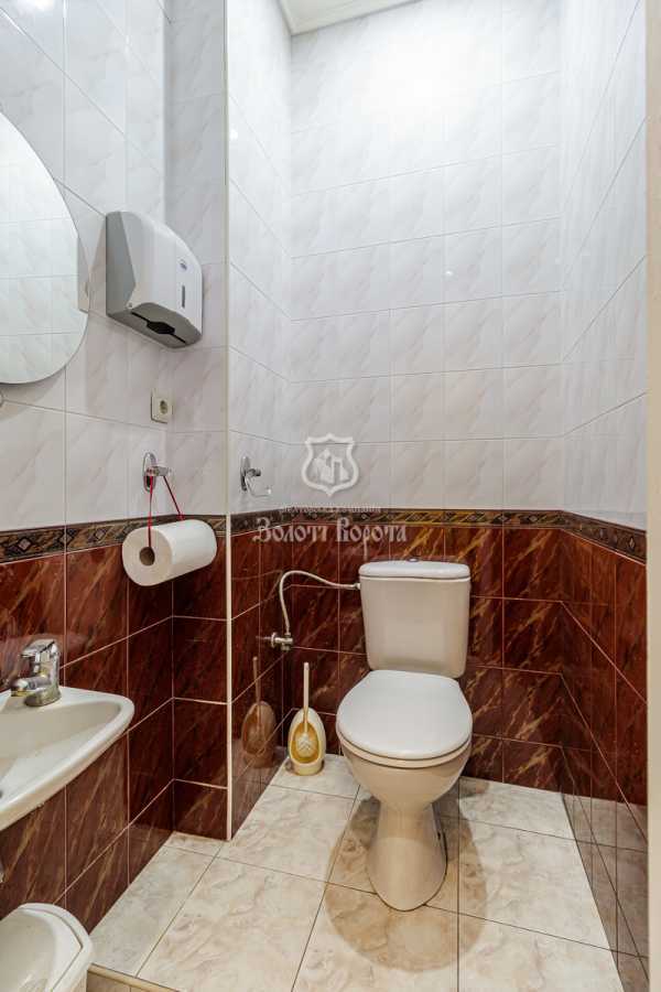 Продаж 3-кімнатної квартири 71.8 м², Інститутська вул., 22/7
