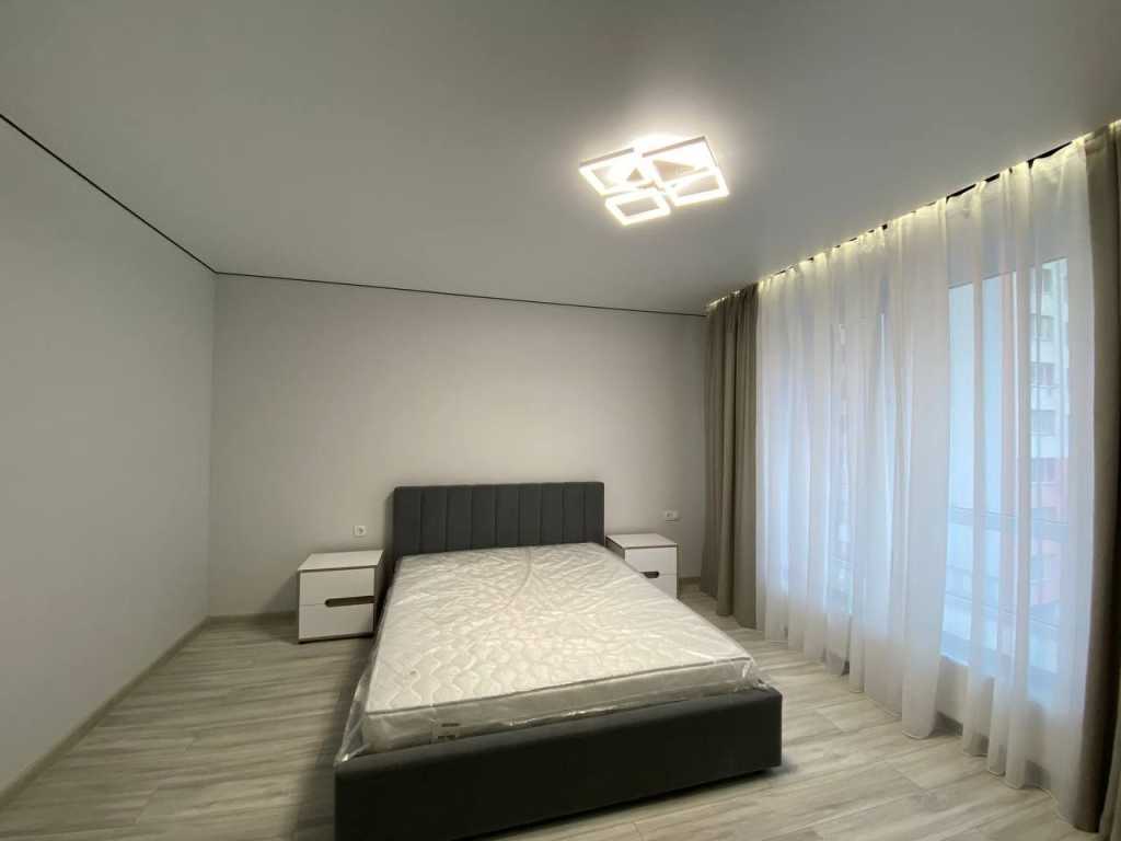 Продажа 1-комнатной квартиры 47 м², Вірастюка, 3