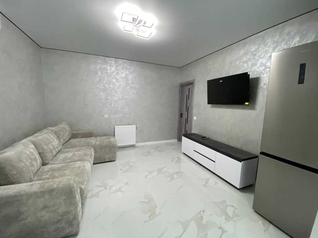 Продажа 1-комнатной квартиры 47 м², Вірастюка, 3