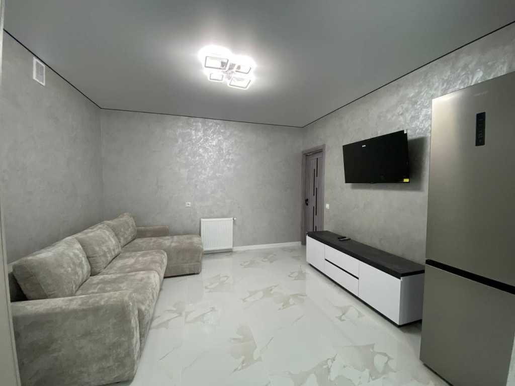 Продажа 1-комнатной квартиры 47 м², Вірастюка, 3