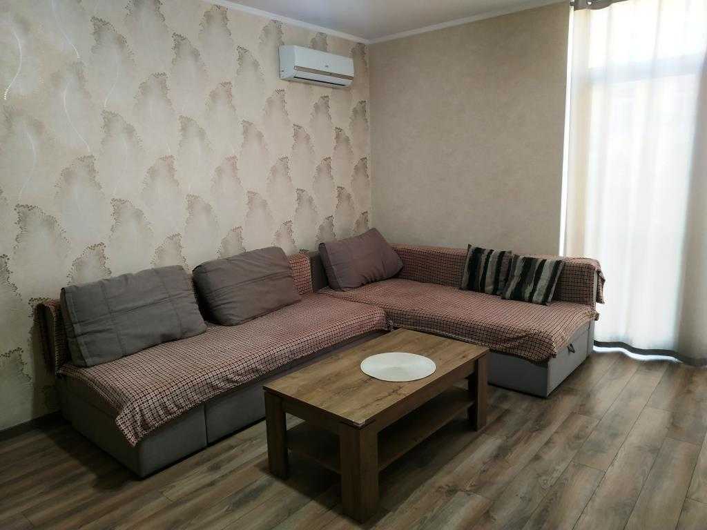 Оренда 3-кімнатної квартири 90 м², Регенераторна вул., 19