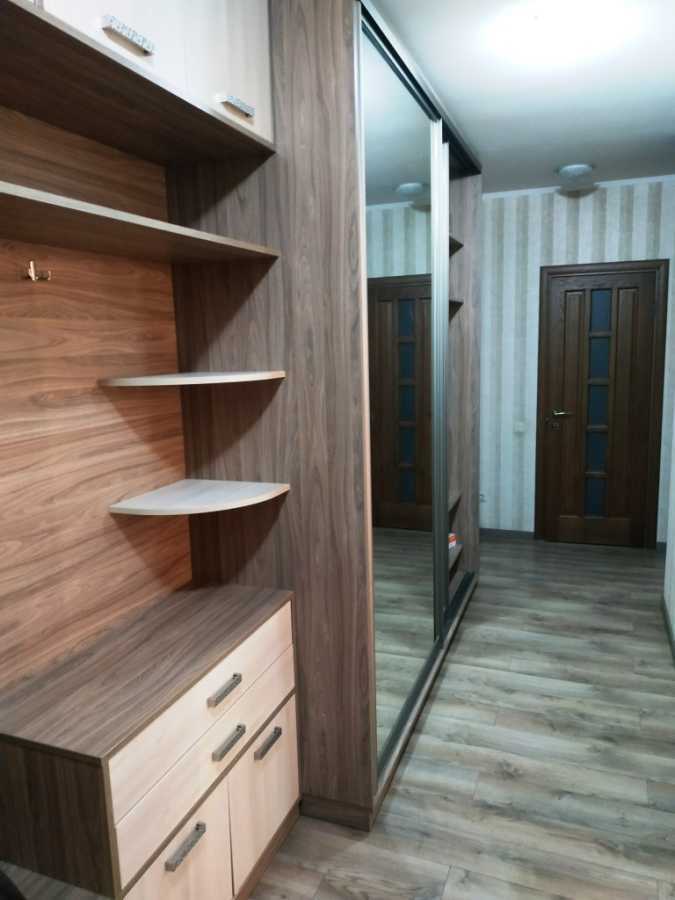 Оренда 3-кімнатної квартири 90 м², Регенераторна вул., 19