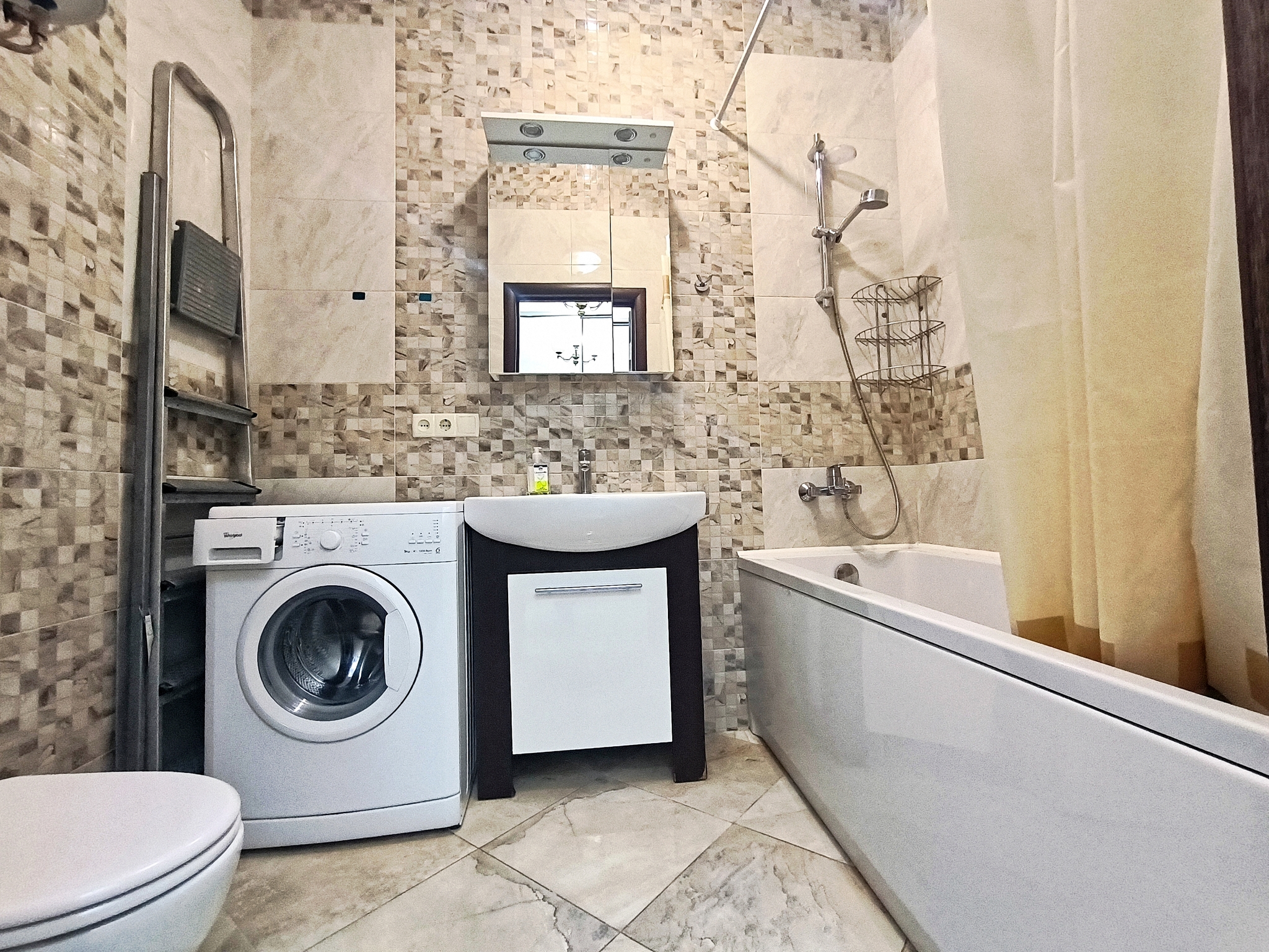 Аренда 1-комнатной квартиры 55 м², Аркадиевский пер., плато 5/3