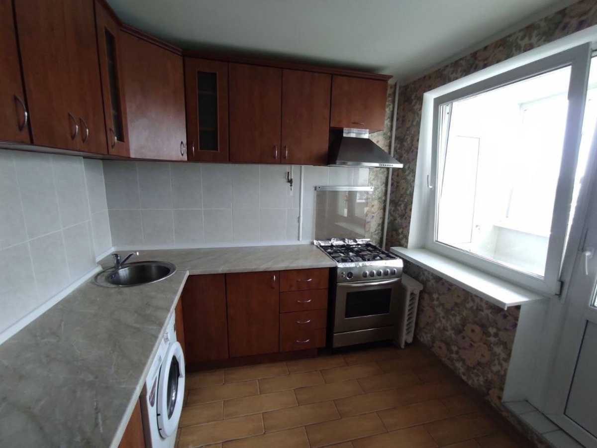 Оренда 1-кімнатної квартири 45 м², Березняківська вул., 30