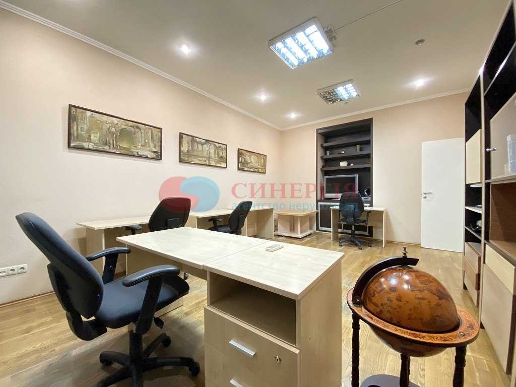 Аренда офиса 115 м², Кропивницкого ул., 4