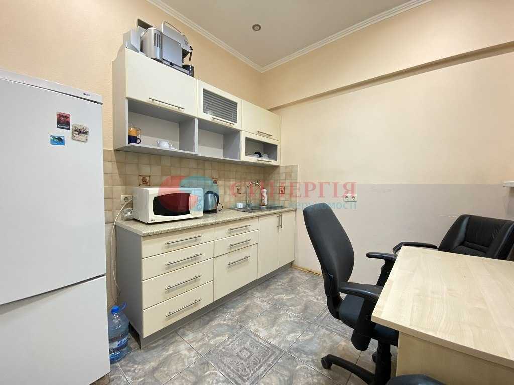 Аренда офиса 115 м², Кропивницкого ул., 4