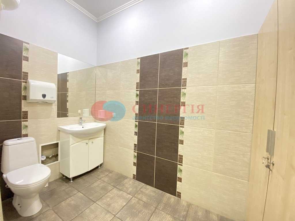Аренда офиса 115 м², Кропивницкого ул., 4