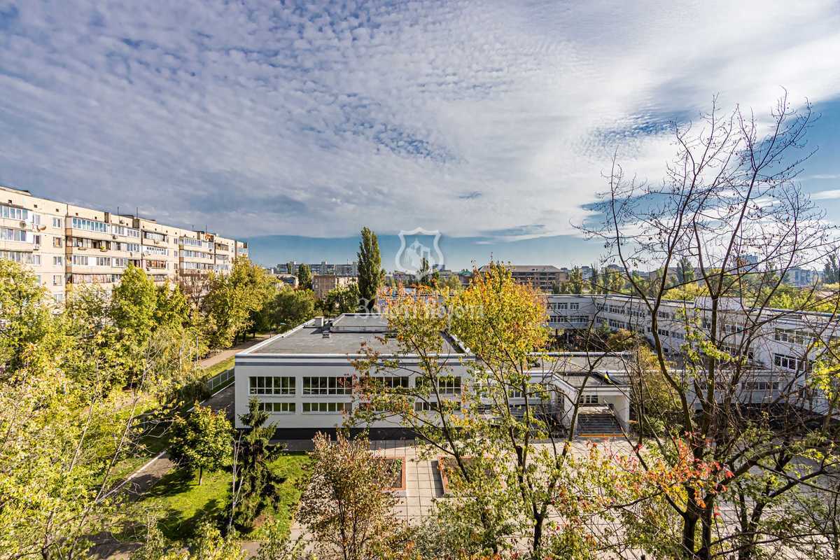 Продажа 1-комнатной квартиры 26.65 м², Радужная ул., 13В