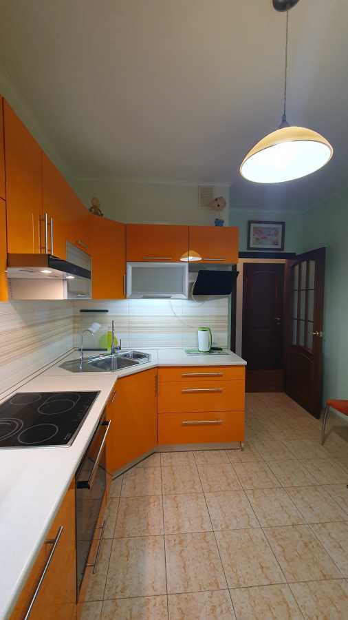 Продаж 2-кімнатної квартири 68 м², Воскресенська вул., 14Б