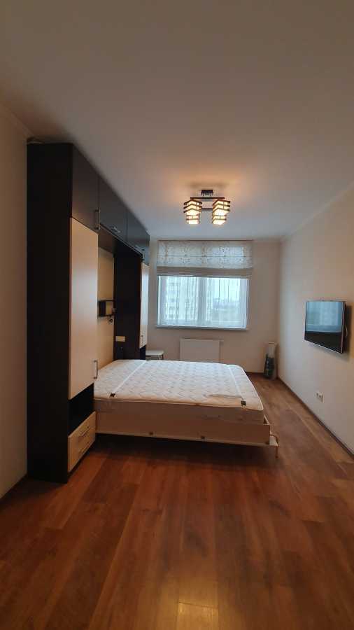 Продаж 2-кімнатної квартири 68 м², Воскресенська вул., 14Б