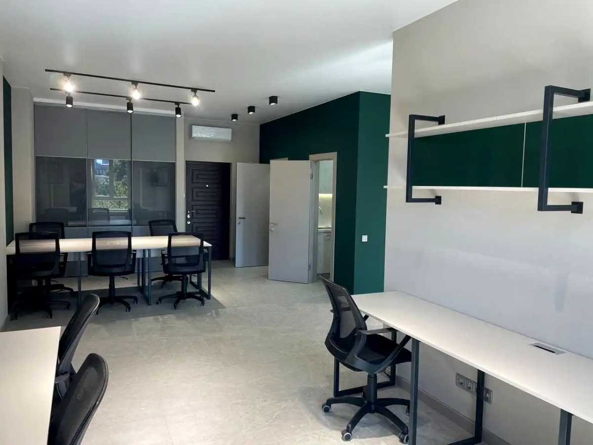 Аренда офиса 57 м², Жилянская ул., 68