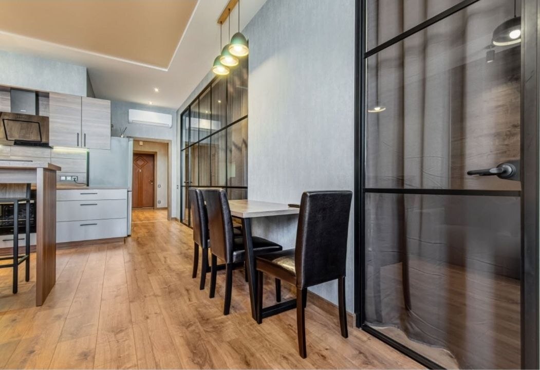 Продажа 2-комнатной квартиры 85 м², Мореходный пер., 2А
