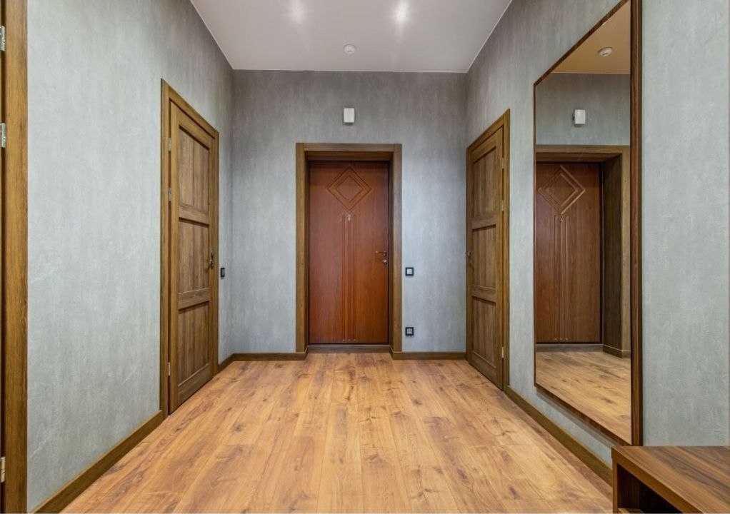 Продажа 2-комнатной квартиры 85 м², Мореходный пер., 2А