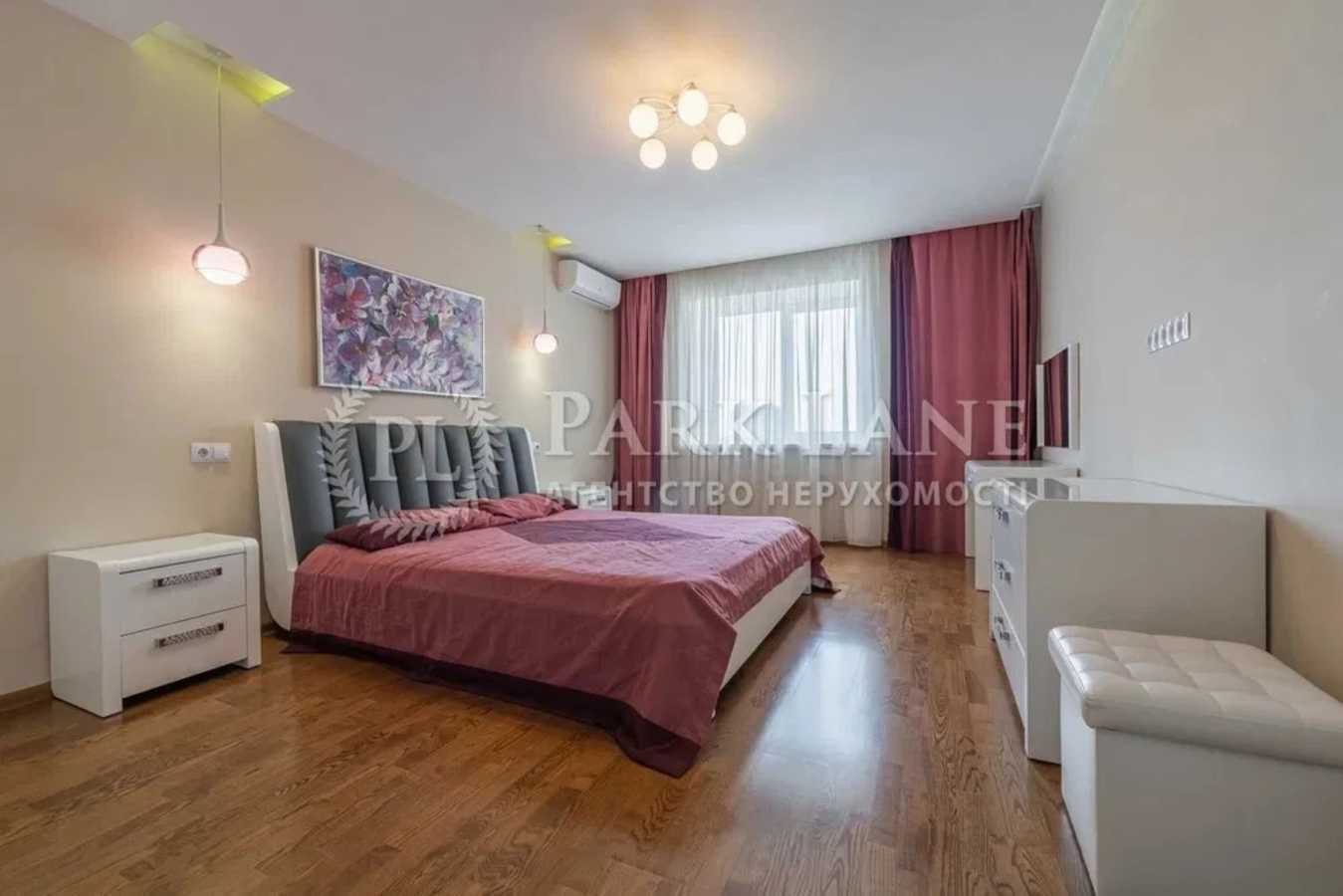 Продаж 3-кімнатної квартири 100 м², Гарматна вул., 38А