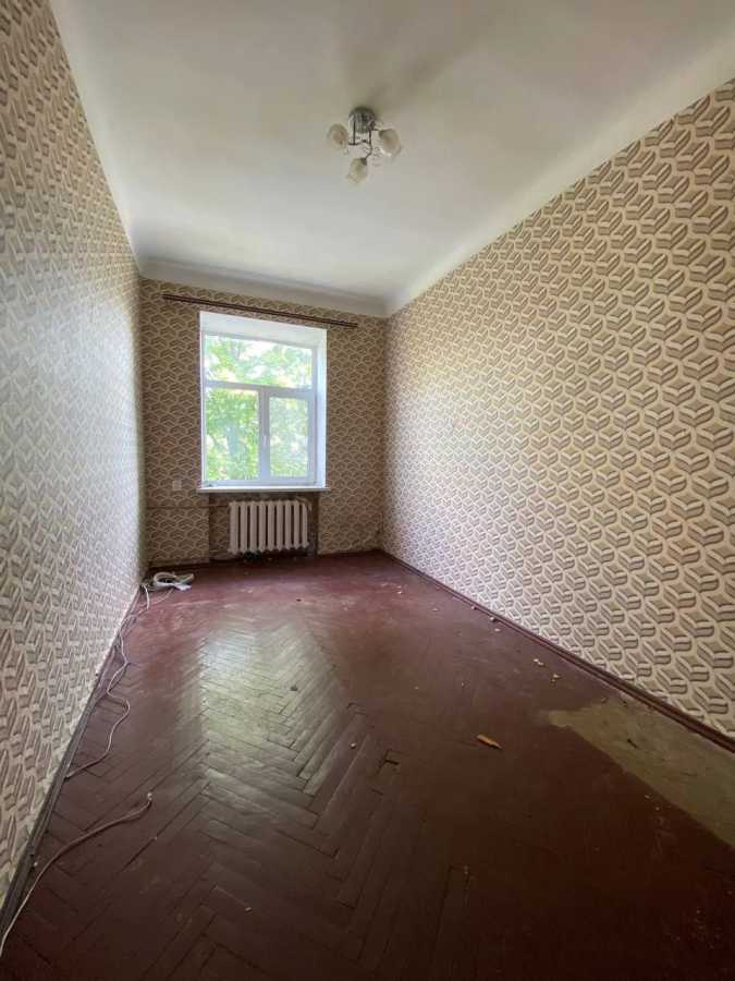 Продаж 3-кімнатної квартири 62.1 м², Перемоги вул., 4