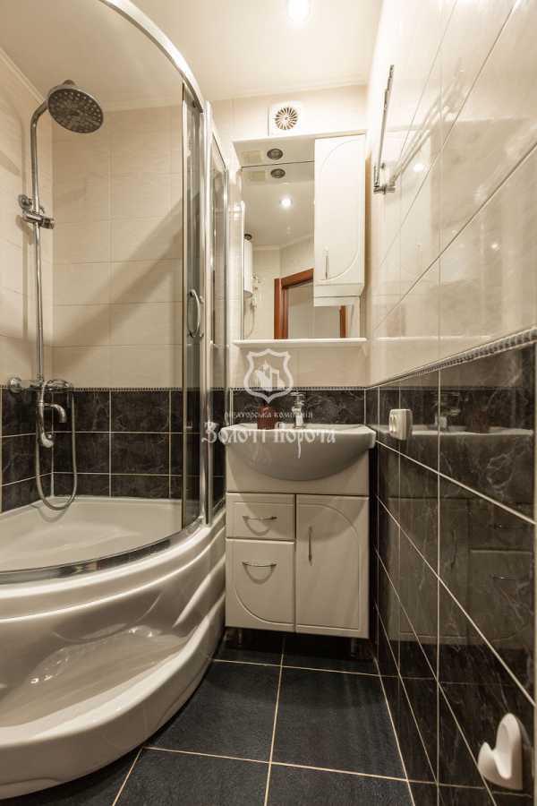 Продажа 1-комнатной квартиры 32 м², Литовский пер., 6а