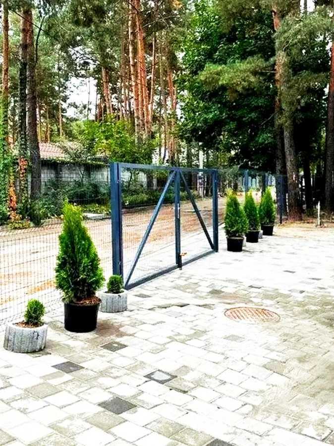 Продаж 2-кімнатної квартири 58.5 м², Радистів вул., 18