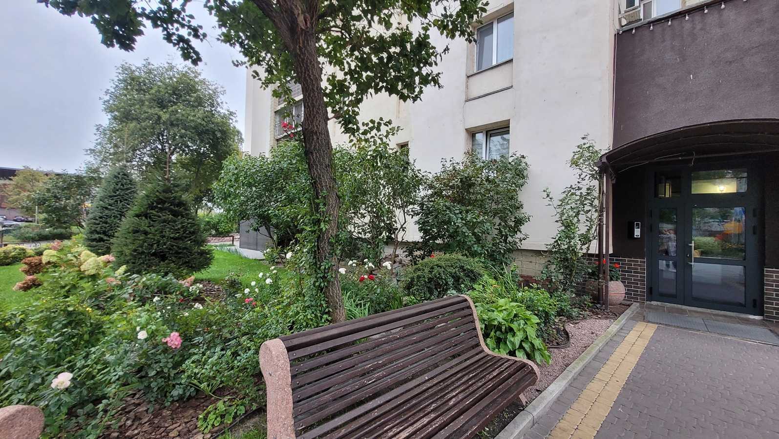 Продаж 3-кімнатної квартири 70 м², Дніпровська наб., 13