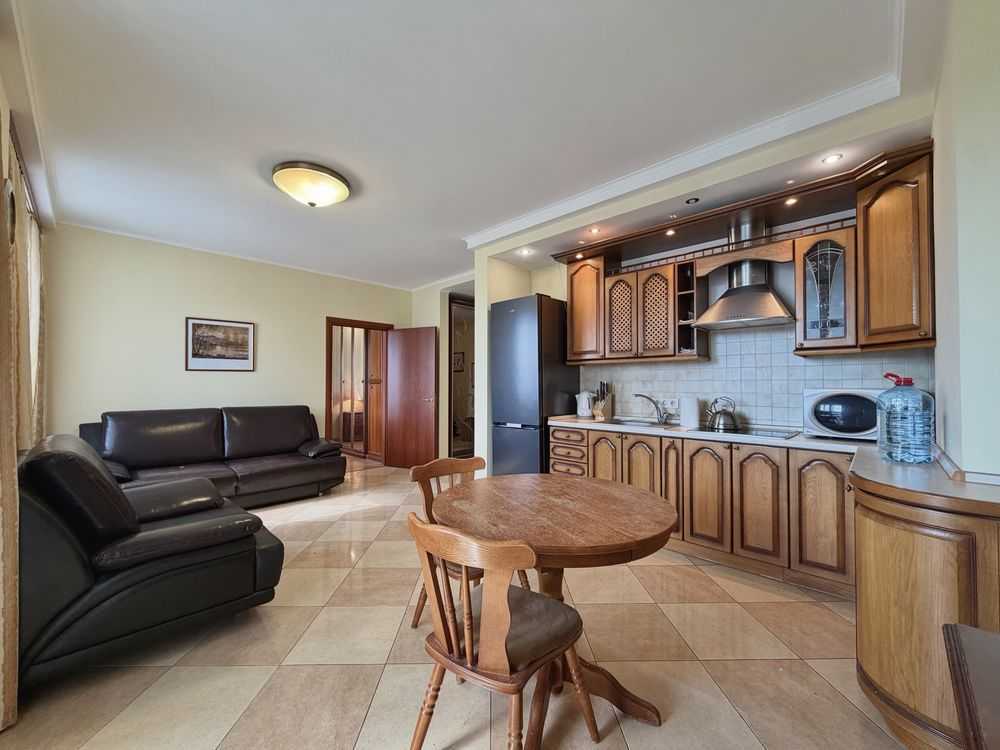 Продаж 1-кімнатної квартири 55.5 м², Юрія Шумського вул., 1