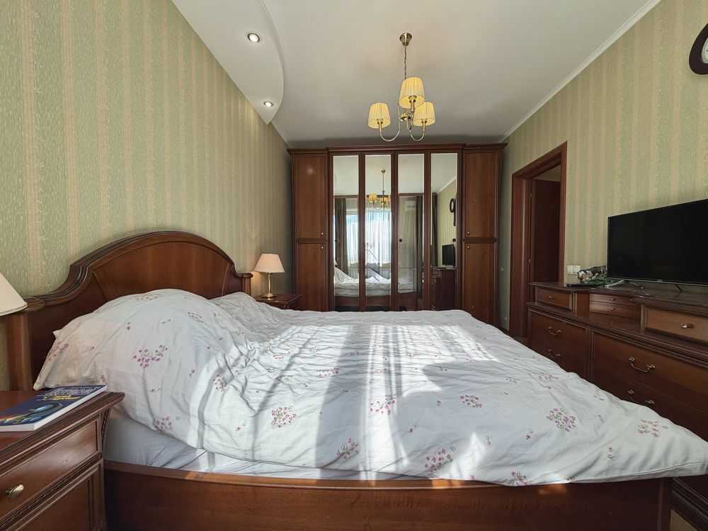 Продаж 1-кімнатної квартири 55.5 м², Юрія Шумського вул., 1