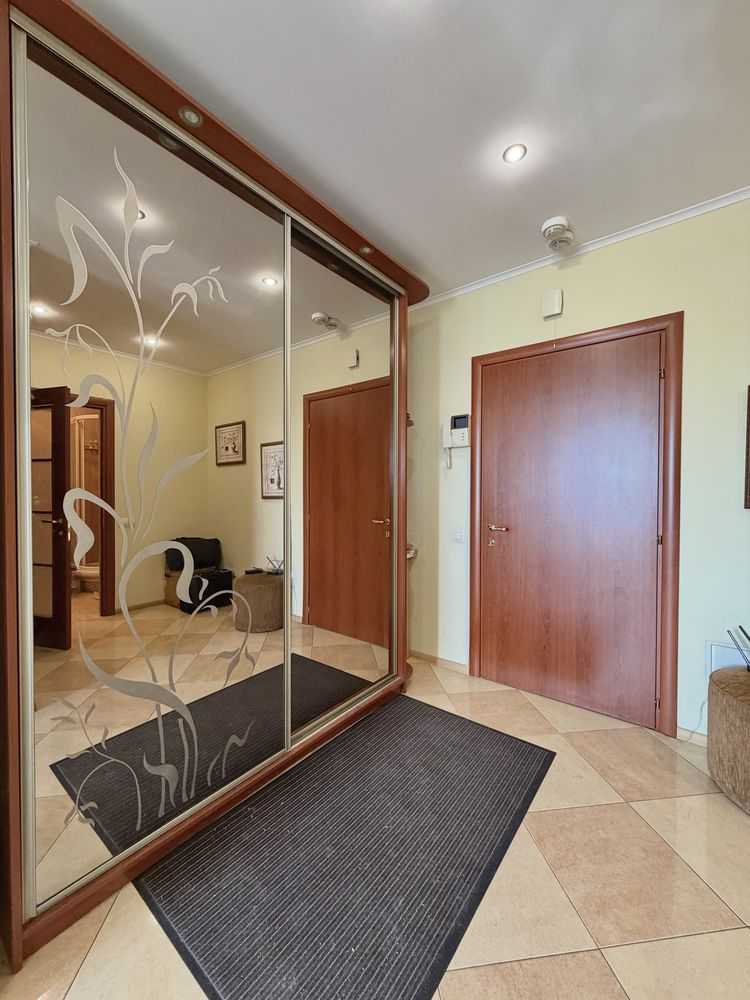 Продаж 1-кімнатної квартири 55.5 м², Юрія Шумського вул., 1