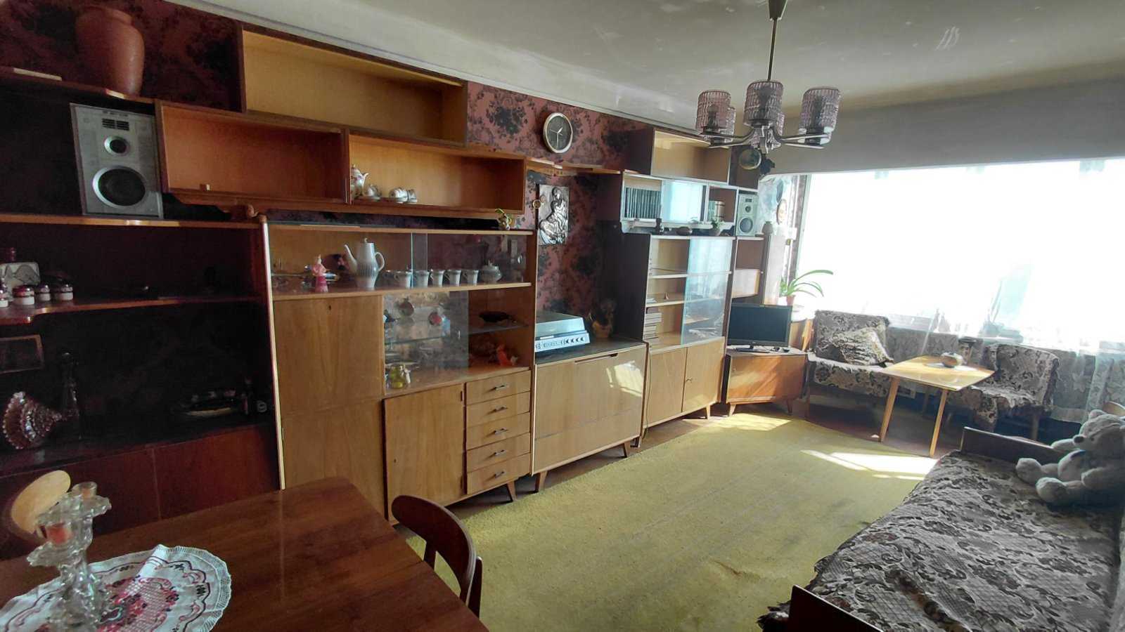 Продаж 2-кімнатної квартири 50 м², Соборності просп., 3Б