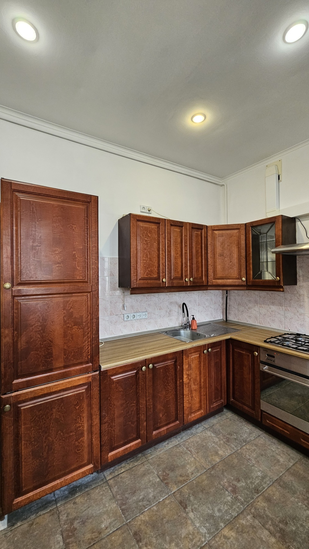 Аренда 2-комнатной квартиры 56 м², Ивана Мазепы ул., 14