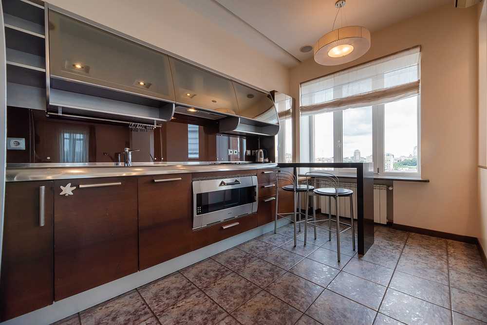 Продаж 4-кімнатної квартири 150 м², Дмитрівська вул., 13А