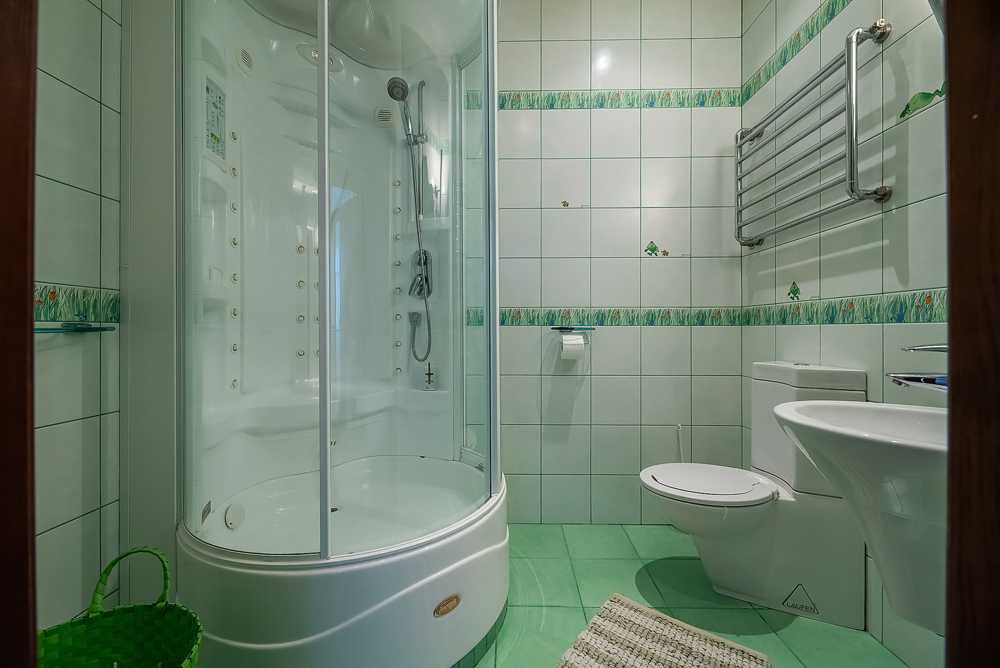 Продаж 4-кімнатної квартири 150 м², Дмитрівська вул., 13А
