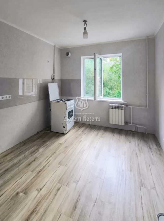 Продаж 3-кімнатної квартири 69 м², Татарська вул., 38