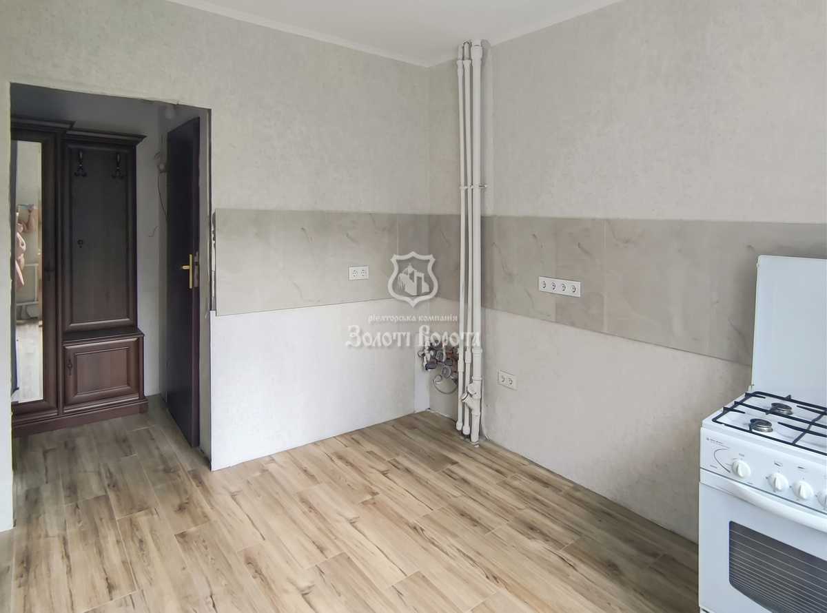 Продаж 3-кімнатної квартири 69 м², Татарська вул., 38