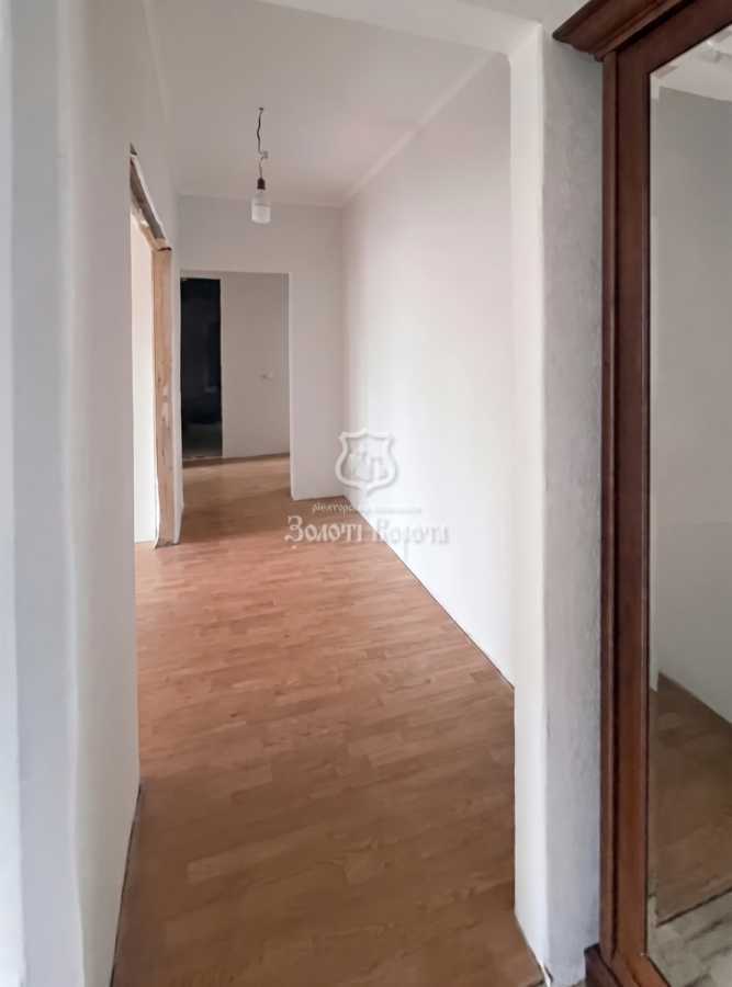 Продаж 3-кімнатної квартири 69 м², Татарська вул., 38