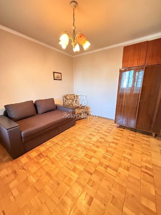 Продаж 2-кімнатної квартири 58.9 м², Чорнобильська вул., 12А