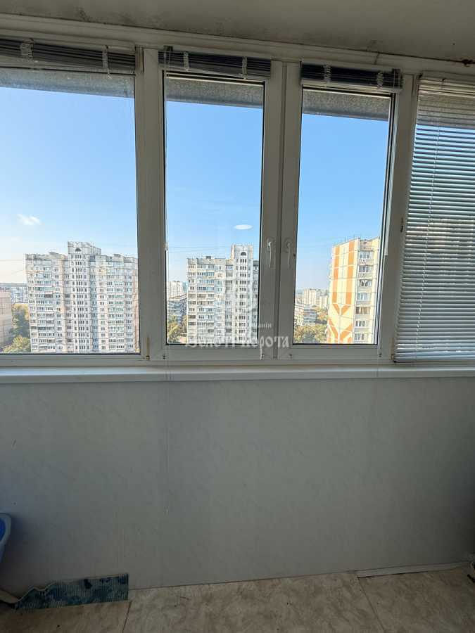 Продаж 2-кімнатної квартири 58.9 м², Чорнобильська вул., 12А