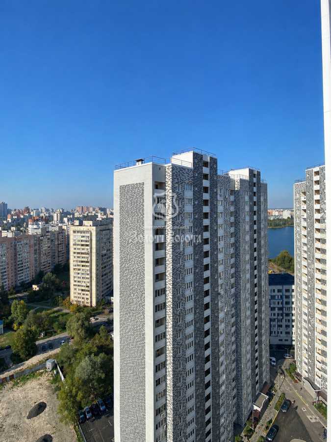 Продаж 1-кімнатної квартири 46.7 м², Ревуцького вул., 54б