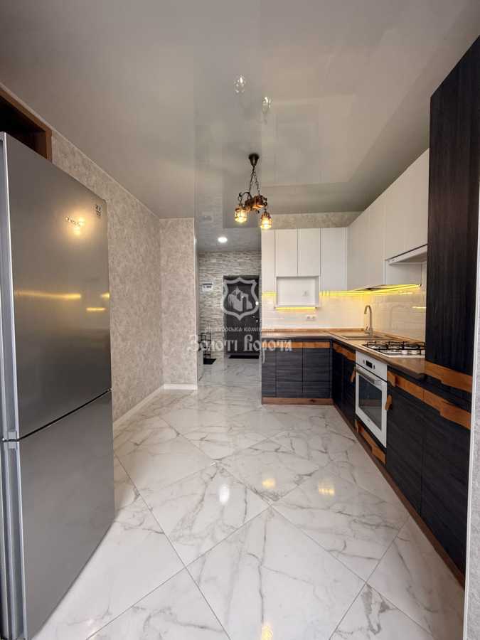Продаж 1-кімнатної квартири 46.1 м², Машинобудівників вул., 31