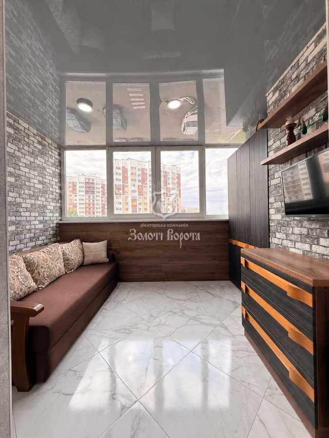 Продаж 1-кімнатної квартири 46.1 м², Машинобудівників вул., 31