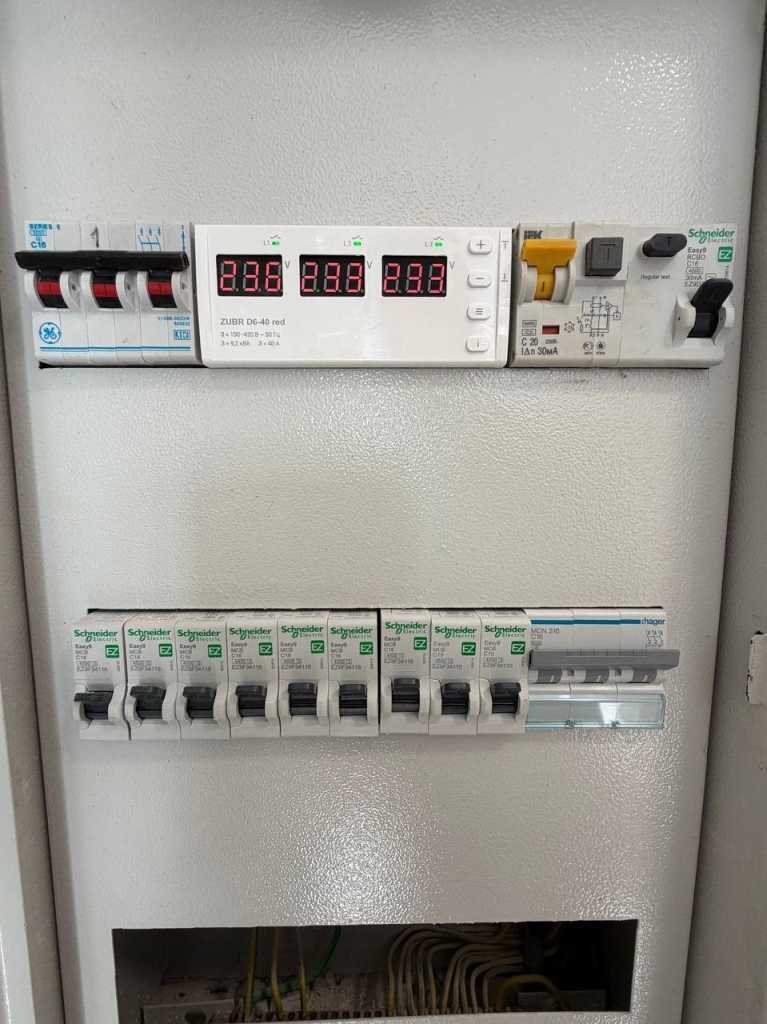 Продажа 1-комнатной квартиры 46 м², Владимира Ложешникова ул., Великого, 41/1