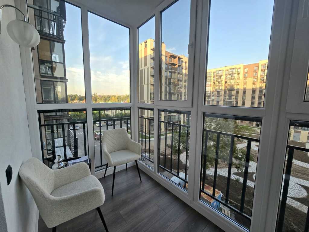 Продаж 1-кімнатної квартири 43 м², Метрологічна вул., 107А