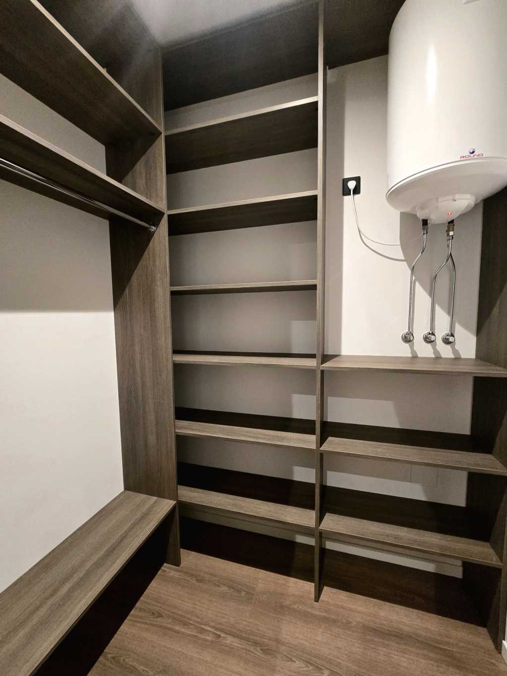 Продаж 1-кімнатної квартири 43 м², Метрологічна вул., 107А