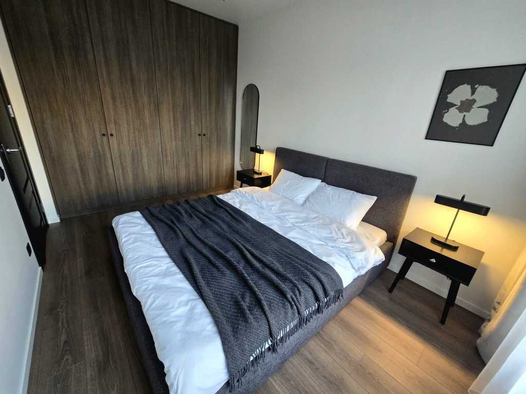 Продаж 1-кімнатної квартири 43 м², Метрологічна вул., 107А