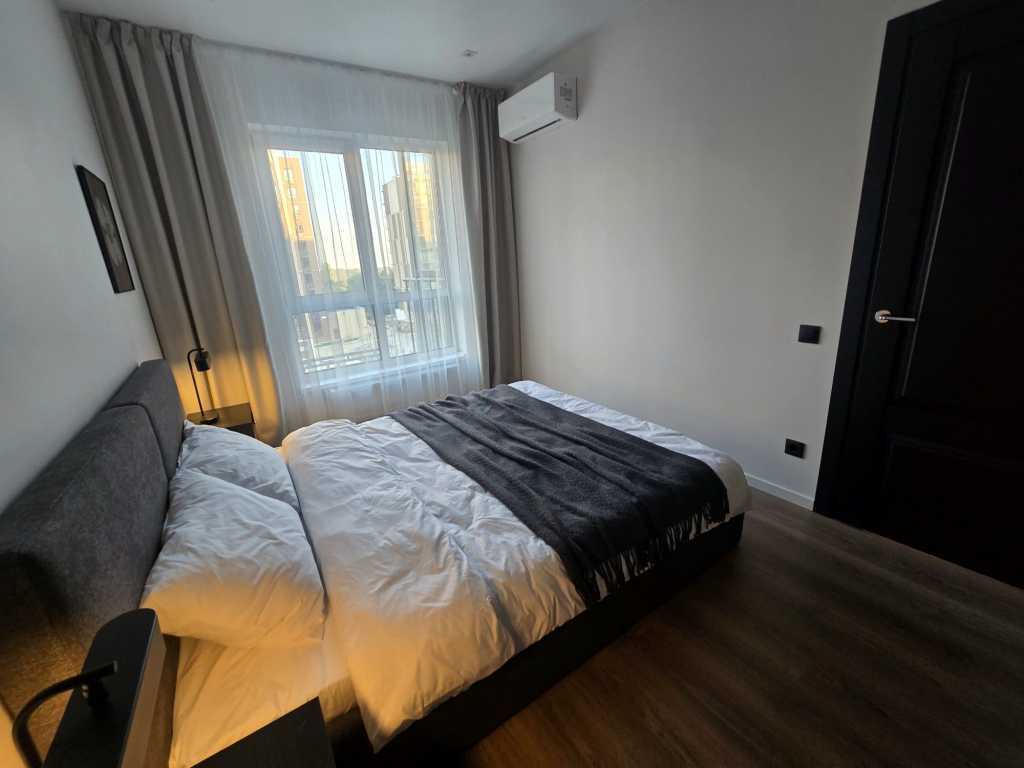 Продаж 1-кімнатної квартири 43 м², Метрологічна вул., 107А