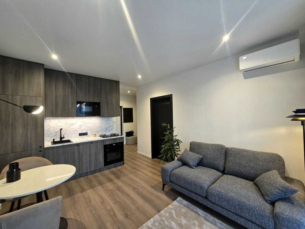Продаж 1-кімнатної квартири 43 м², Метрологічна вул., 107А