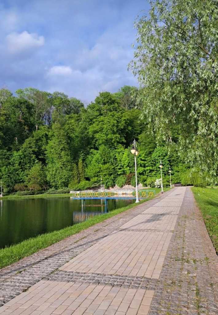 Продаж 1-кімнатної квартири 43 м², Метрологічна вул., 107А