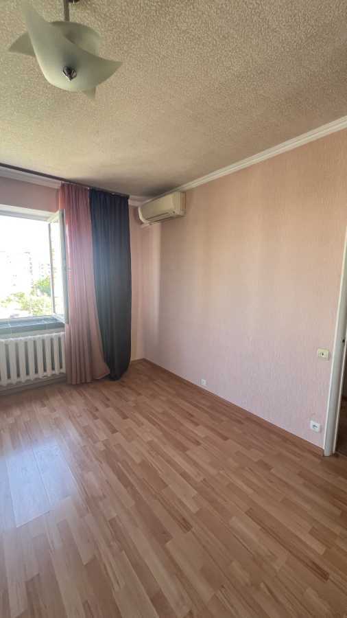 Продаж 1-кімнатної квартири 33 м², Героїв Сталінграда просп., 38